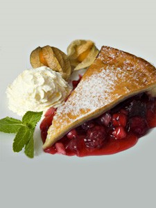 Apple and Blackberry Pie